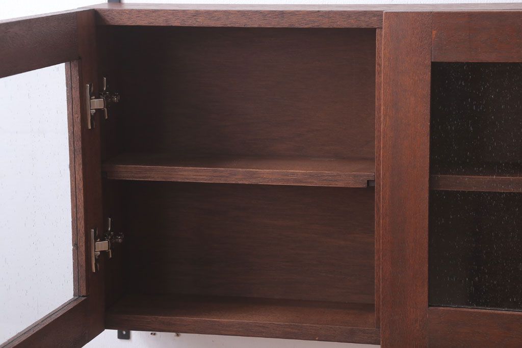 アンティーク家具　アンティーク　気泡ガラス入り!3つ扉の壁掛け横型キャビネット(収納棚)(1)