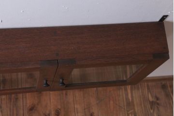 アンティーク家具　アンティーク　気泡ガラス入り!3つ扉の壁掛け横型キャビネット(収納棚)(2)