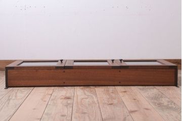 アンティーク家具　アンティーク　気泡ガラス入り!3つ扉の壁掛け横型キャビネット(収納棚)(2)