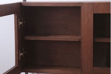 アンティーク家具　アンティーク　3つ扉の壁掛け横型キャビネット(収納棚)(2)