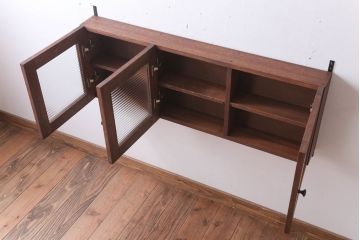 アンティーク家具　アンティーク　モールガラス入り!3つ扉の壁掛け横型キャビネット(収納棚)(1)