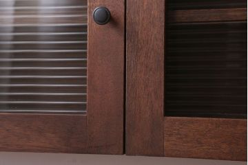 アンティーク家具　アンティーク　モールガラス入り!3つ扉の壁掛け横型キャビネット(収納棚)(1)