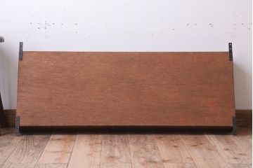 アンティーク家具　アンティーク　モールガラス入り!3つ扉の壁掛け横型キャビネット(収納棚)(1)