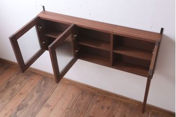 アンティーク家具　アンティーク　モールガラス入り!3つ扉の壁掛け横型キャビネット(収納棚)(2)