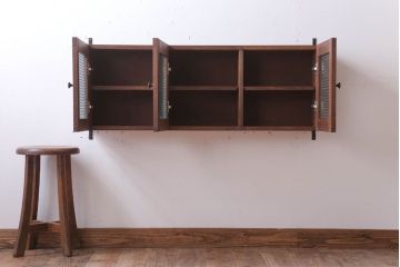 アンティーク家具　アンティーク　モールガラス入り!3つ扉の壁掛け横型キャビネット(収納棚)(3)