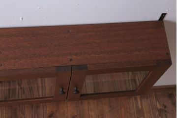 アンティーク家具　アンティーク　3つ扉の壁掛け横型キャビネット(収納棚)(3)