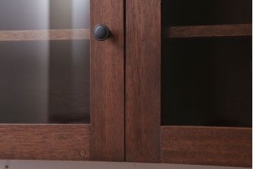 アンティーク家具　アンティーク　3つ扉の壁掛け横型キャビネット(収納棚)(3)