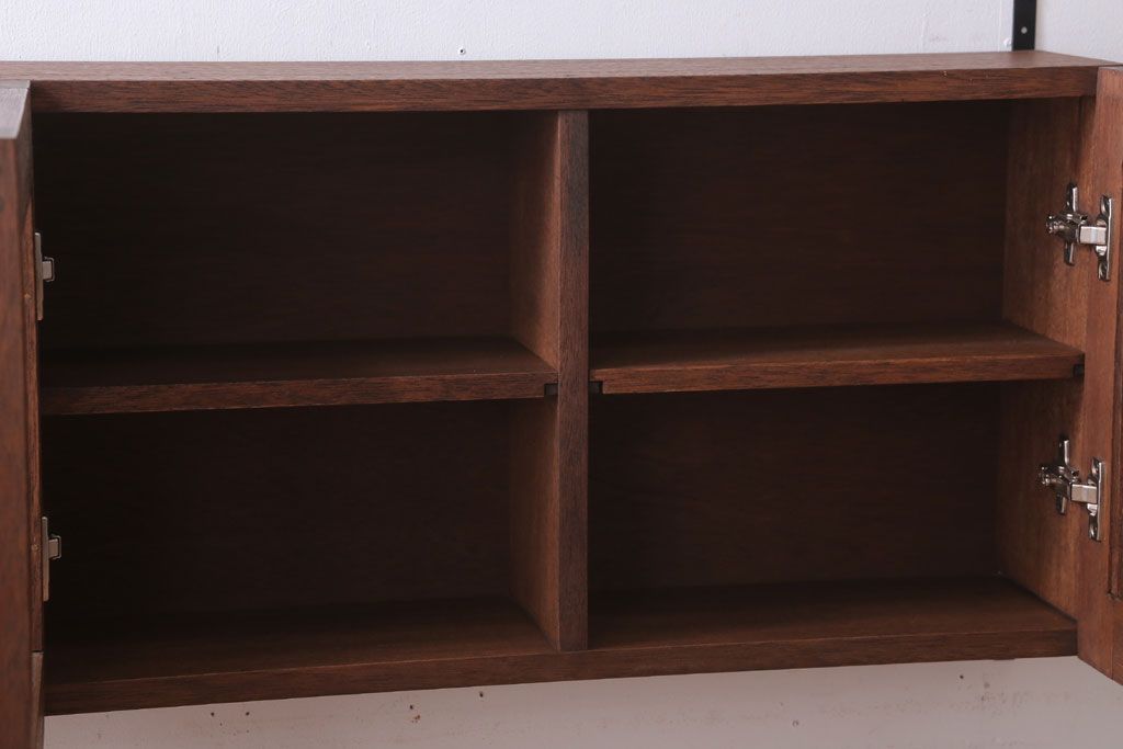 アンティーク家具　アンティーク　3つ扉の壁掛け横型キャビネット(収納棚)(3)