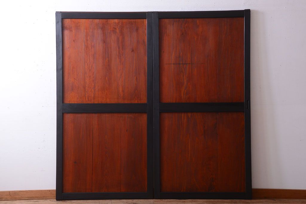 古民具・骨董　古い木のアンティーク帯戸2枚セット(引き戸)