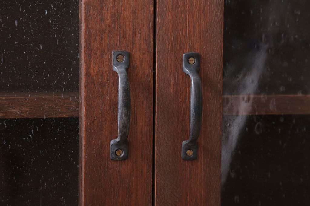 アンティーク家具　アンティーク　気泡ガラス入り!3つ扉の壁掛け横型キャビネット(収納棚)(3)