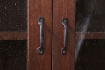 アンティーク家具　アンティーク　気泡ガラス入り!3つ扉の壁掛け横型キャビネット(収納棚)(3)