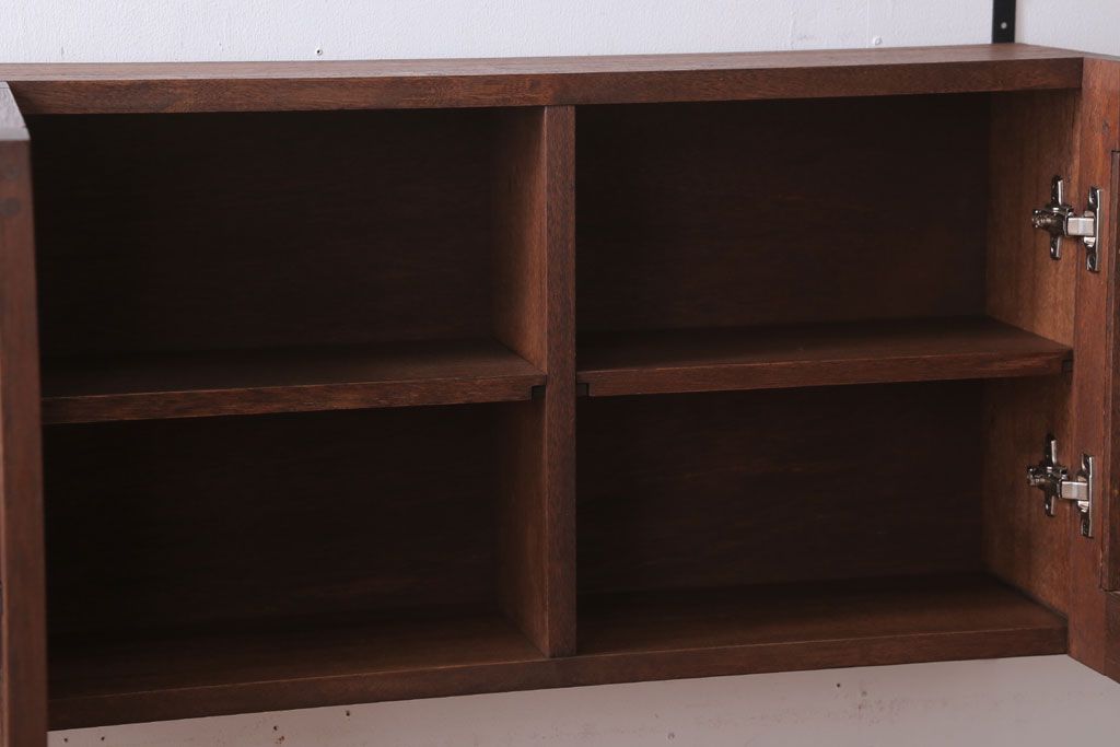 アンティーク家具　アンティーク　気泡ガラス入り!3つ扉の壁掛け横型キャビネット(収納棚)(3)