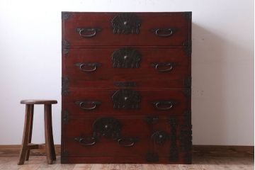 アンティーク家具　古民具・骨董　明治〜大正　扇金具が美しい二段重ね衣装箪笥