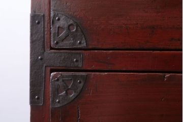 アンティーク家具　古民具・骨董　明治〜大正　扇金具が美しい二段重ね衣装箪笥