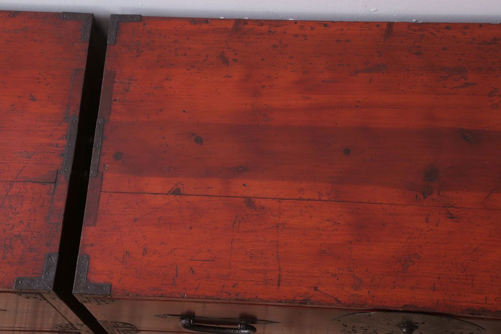 アンティーク家具　古民具・骨董　明治〜大正　扇金具が美しい二段重ね衣装箪笥