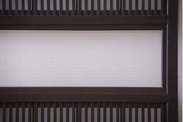 古民具・骨董　裏障子付き!モールガラス帯のアンティーク格子戸2枚セット