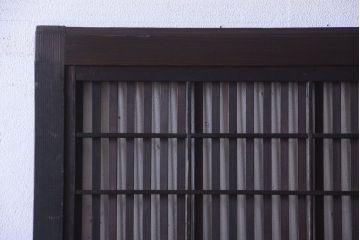 古民具・骨董　裏障子付き!モールガラス帯のアンティーク格子戸2枚セット