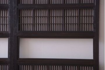 古民具・骨董　裏障子付き!モールガラス帯のアンティーク格子戸2枚セット
