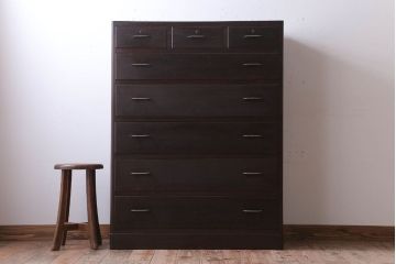 アンティーク家具　アンティーク　シンプルでシックなチェスト(2)