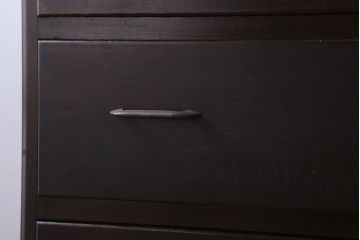 アンティーク家具　アンティーク　シンプルでシックなチェスト(2)