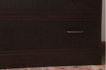 アンティーク家具　アンティーク　シンプルでシックなチェスト(2)