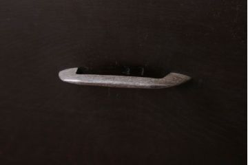 アンティーク家具　アンティーク　シンプルでシックなチェスト(2)