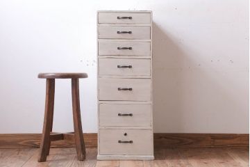 アンティーク家具　アンティークペイント　シンプルな7杯小引き出し