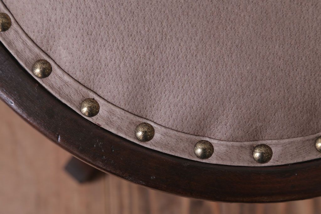 アンティーク家具　大正ロマン　小ぶりなアンティーク回転椅子(1)