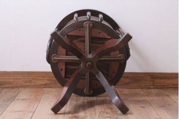 アンティーク家具　大正ロマン　小ぶりなアンティーク回転椅子(1)