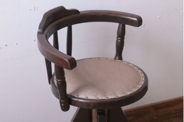 アンティーク家具　大正ロマン　小ぶりなアンティーク回転椅子(3)