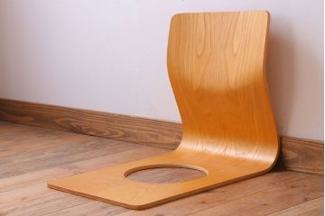 中古　天童木工　シンプルな座イス(1)