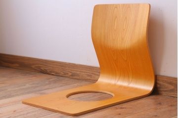 中古　天童木工　シンプルな座イス(2)