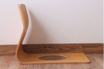 中古　天童木工　シンプルな座イス(2)