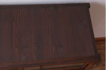 アンティーク家具　和製アンティーク　モールガラス入り!前面欅材の鉄脚サイドボード(収納棚)