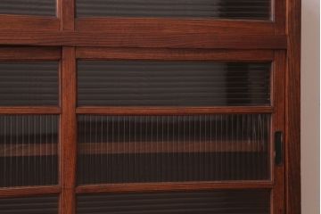 アンティーク家具　和製アンティーク　モールガラス入り!前面欅材の鉄脚サイドボード(収納棚)