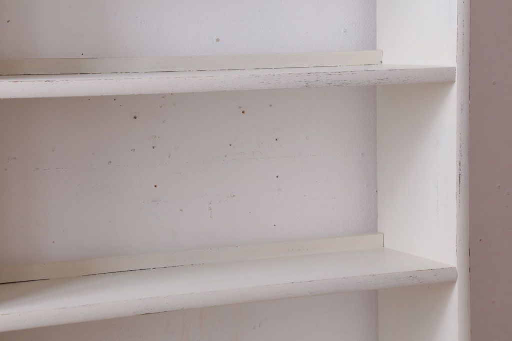 アンティーク家具　アンティークペイント　シンプルな本棚(飾り棚)(1)