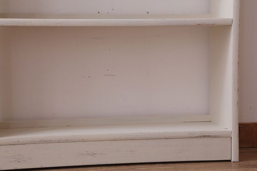 アンティーク家具　アンティークペイント　シンプルな本棚(飾り棚)(1)