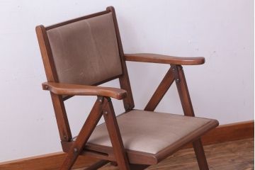 ヴィンテージ家具　昭和レトロ　ビンテージキツツキ　飛騨産業　本革座面の折りたたみアームチェア