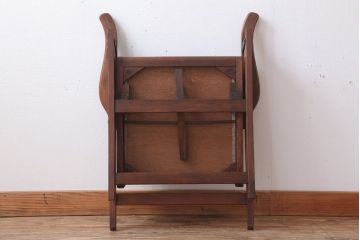 ヴィンテージ家具　昭和レトロ　ビンテージキツツキ　飛騨産業　本革座面の折りたたみアームチェア