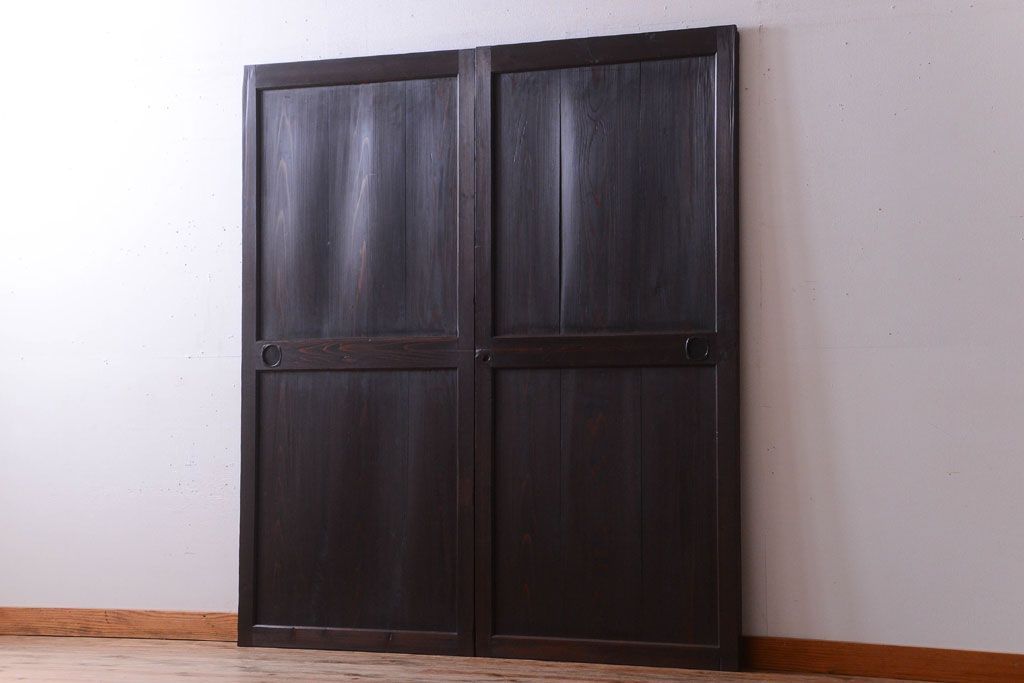 古民具・骨董　明治期　古い木味のアンティーク帯戸2枚セット(2)