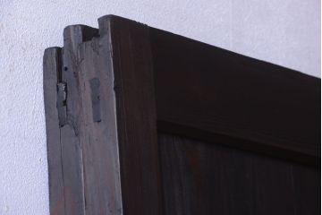 古民具・骨董　明治期　古い木味のアンティーク帯戸2枚セット(2)