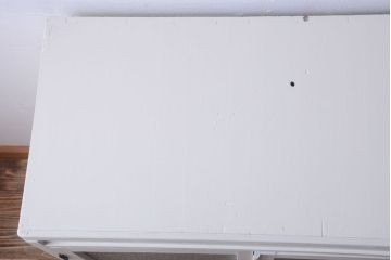 アンティーク家具　アンティーク　ダイヤガラス入り!バイカラーペイントの小ぶりな収納棚(キャビネット)