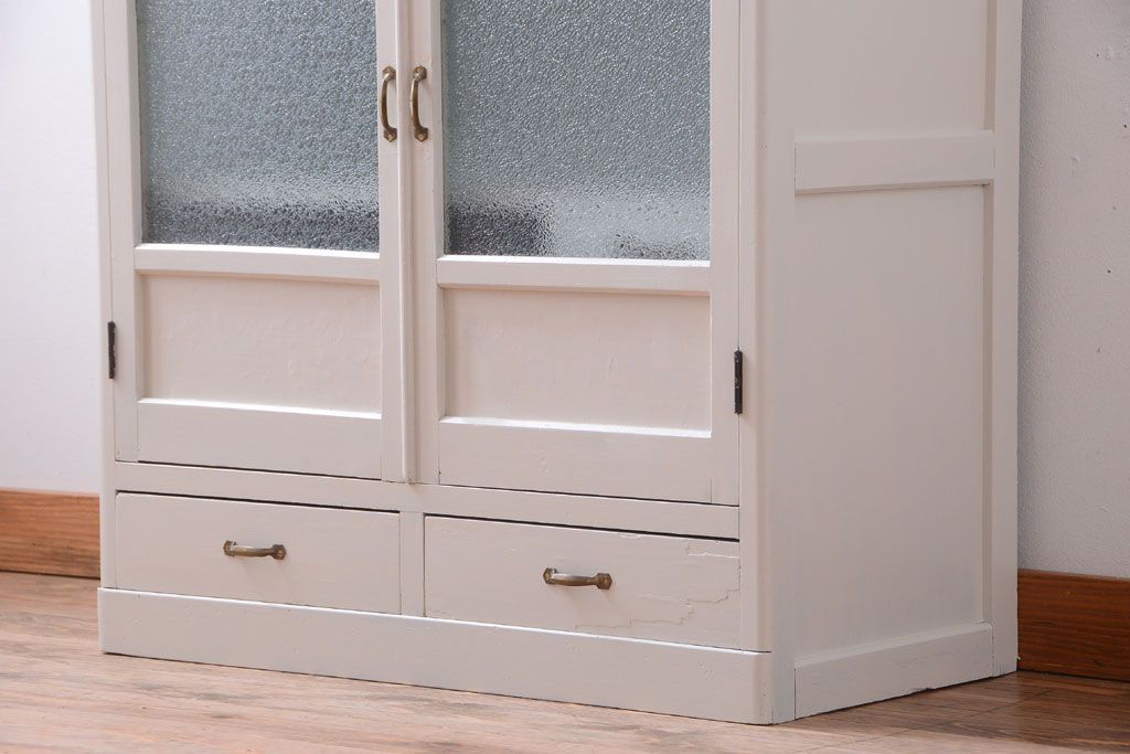 アンティーク家具　アンティーク　ダイヤガラス入り!バイカラーペイントの小ぶりな収納棚(キャビネット)