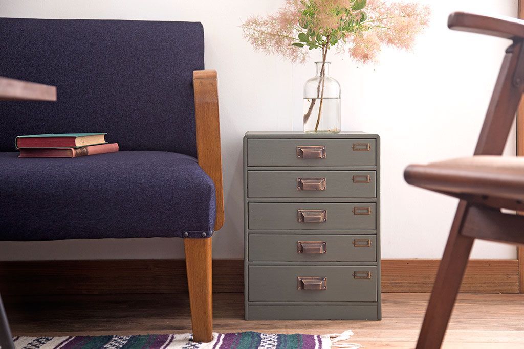 アンティーク家具　和製アンティーク　ネームプレート付き!くすみカラーペイントの小引き出し