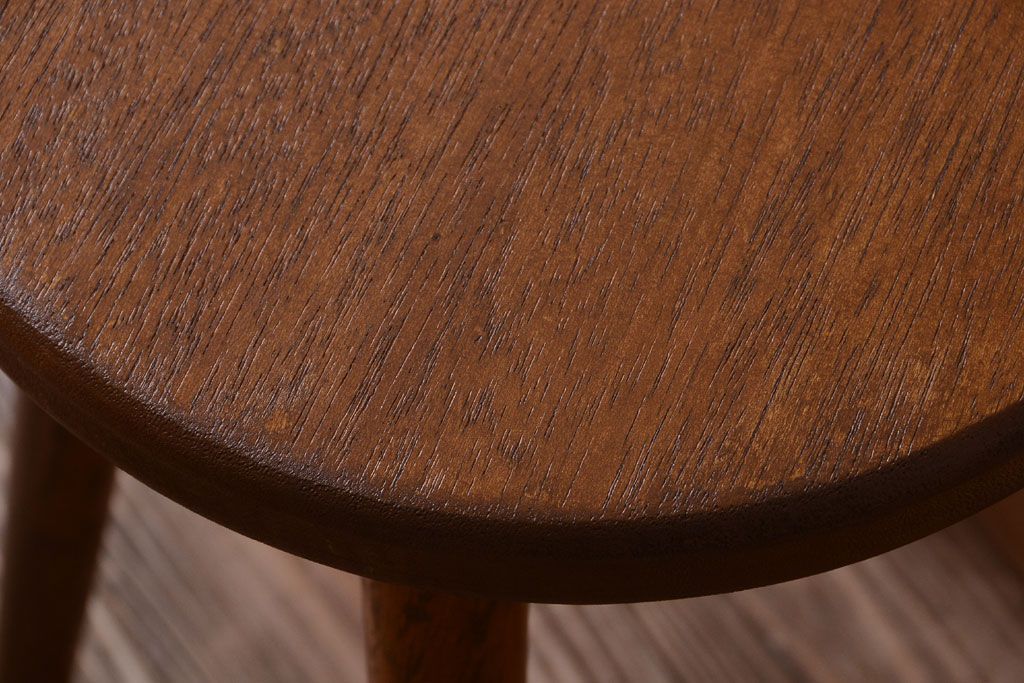 レトロ家具　和製アンティーク　レトロな木味のスツール(1)