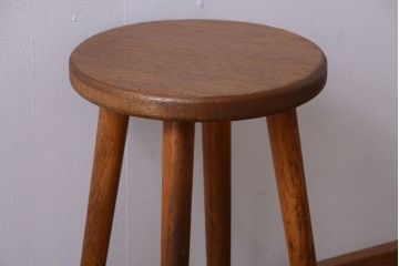 レトロ家具　和製アンティーク　レトロな木味のスツール(1)