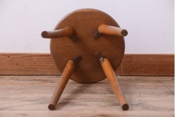 レトロ家具　和製アンティーク　レトロな木味のスツール(2)