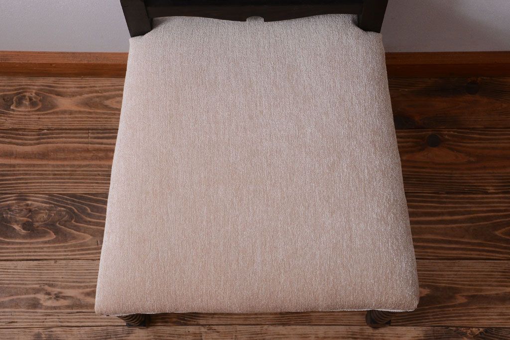 アンティーク家具　和製アンティーク　古い木の大正ロマンなチェア