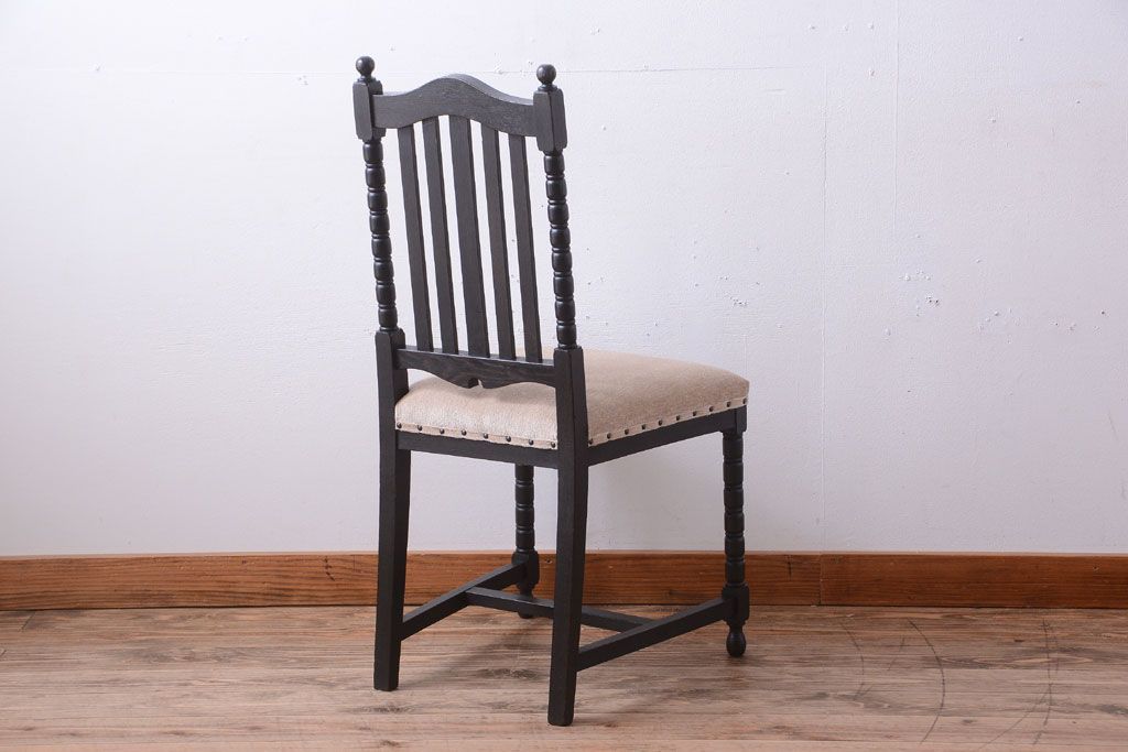 アンティーク家具　和製アンティーク　古い木の大正ロマンなチェア