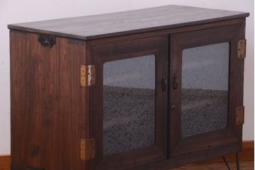 アンティーク家具　和製アンティーク　結霜ガラス入り!鉄脚サイドボード(ローボード)